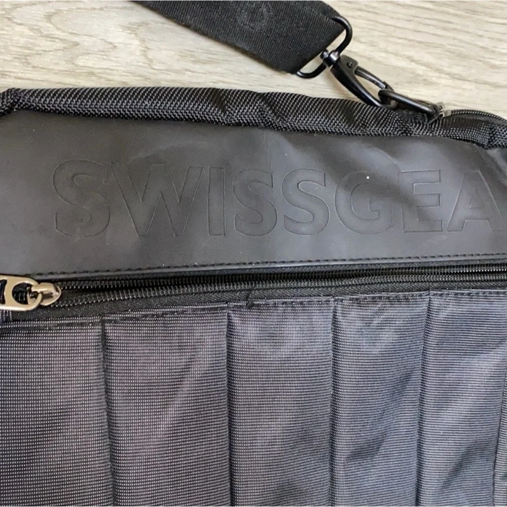 Swiss Laptop Bag with Shoulder Strap